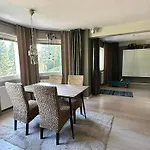 Ateljeerinne Villa *