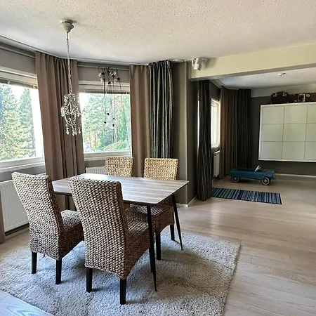 Ateljeerinne Villa *